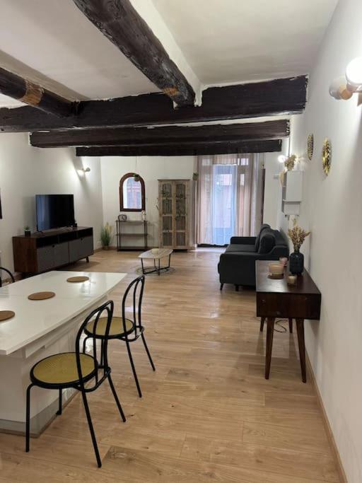 Appartement T2 Cosy Centre-Ville Pernes-les-Fontaines Exterior foto